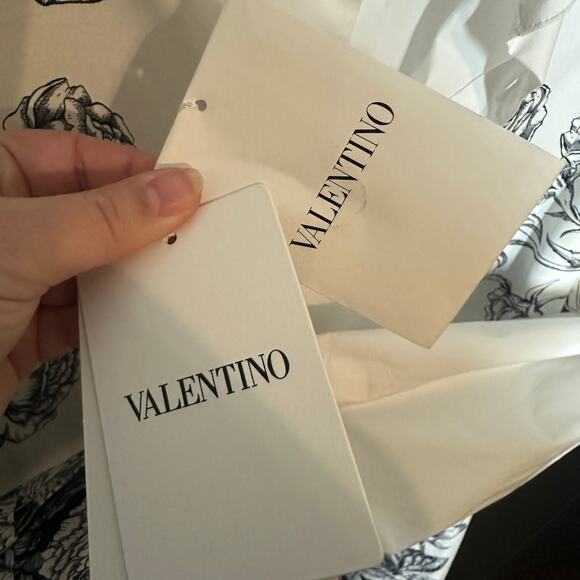 NEW Valentino Men's Blooming Print Button Down Shirt Size 43 White Black US 17 - Picture 5 of 16
